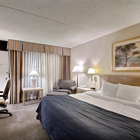 Hotel Muscatine Экстерьер фото